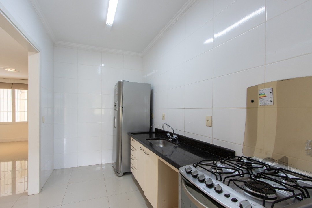 Casa para alugar com 3 quartos, 180m² - Foto 19