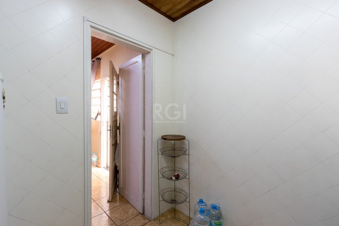 Casa à venda com 3 quartos, 200m² - Foto 21