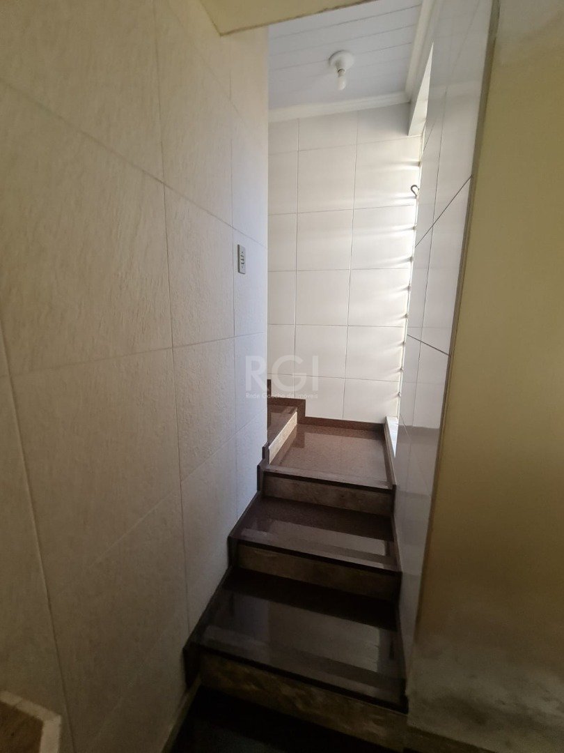 Casa à venda com 5 quartos, 115m² - Foto 14