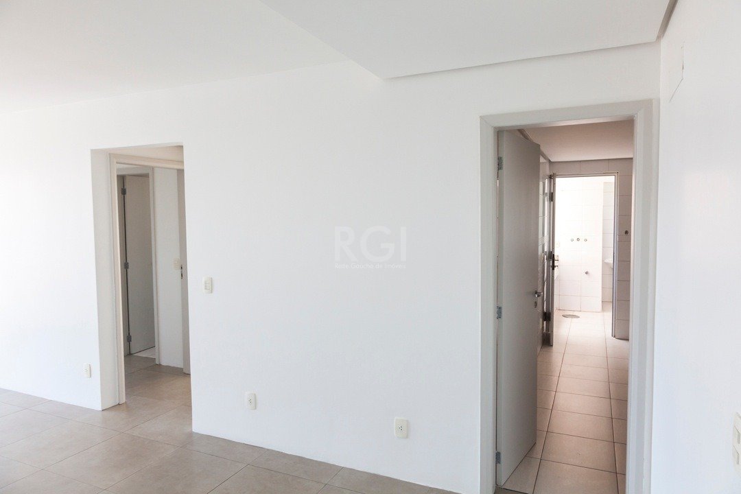 Apartamento à venda com 2 quartos, 82m² - Foto 4