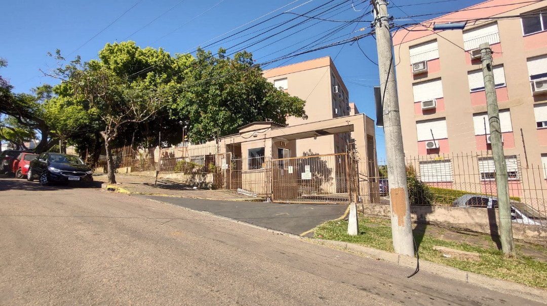 Apartamento com 71m², 2 dormitórios, 1 vaga no bairro Cristal em Porto Alegre para Comprar