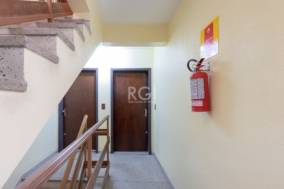 Apartamento à venda com 1 quarto, 42m² - Foto 5