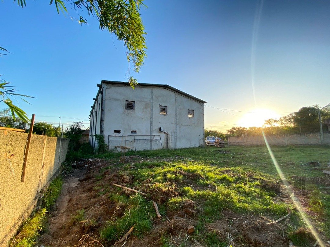 Depósito-Galpão-Armazém para alugar, 1700m² - Foto 4