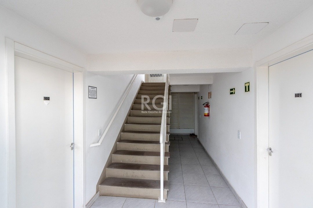 Apartamento à venda com 2 quartos, 47m² - Foto 13