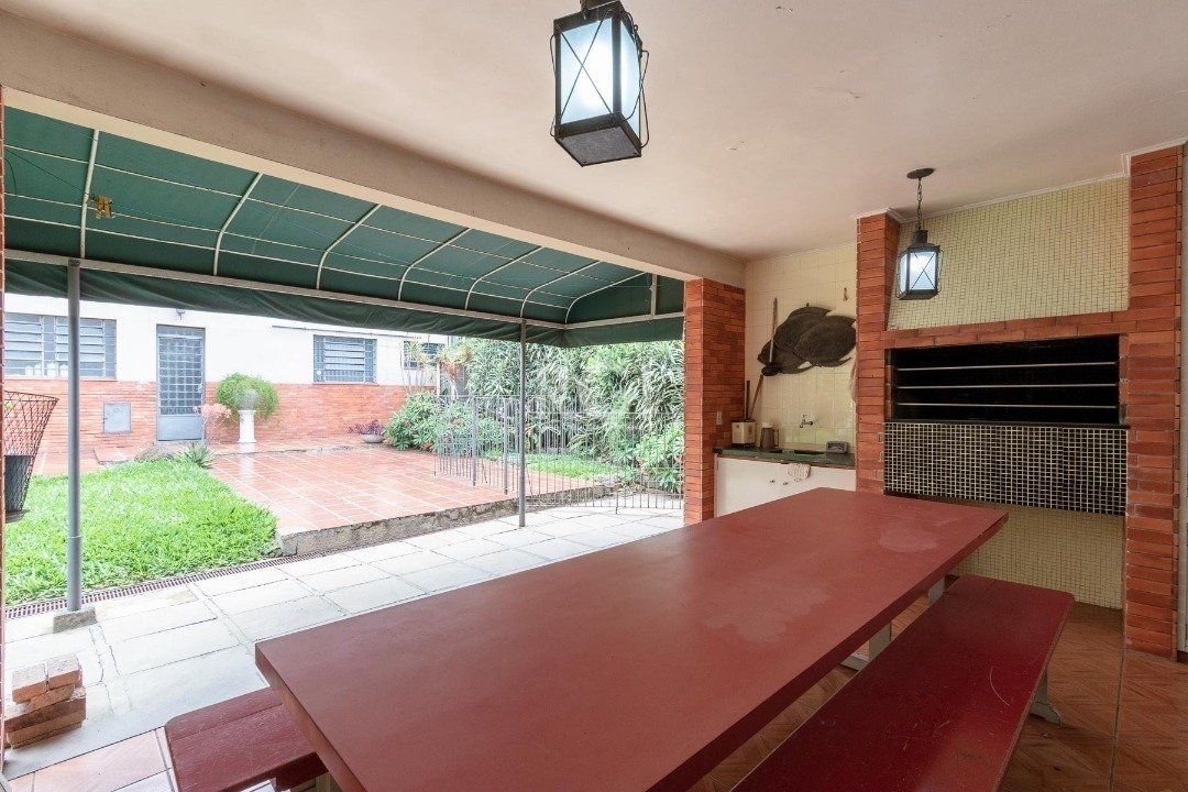 Casa à venda com 4 quartos, 350m² - Foto 46