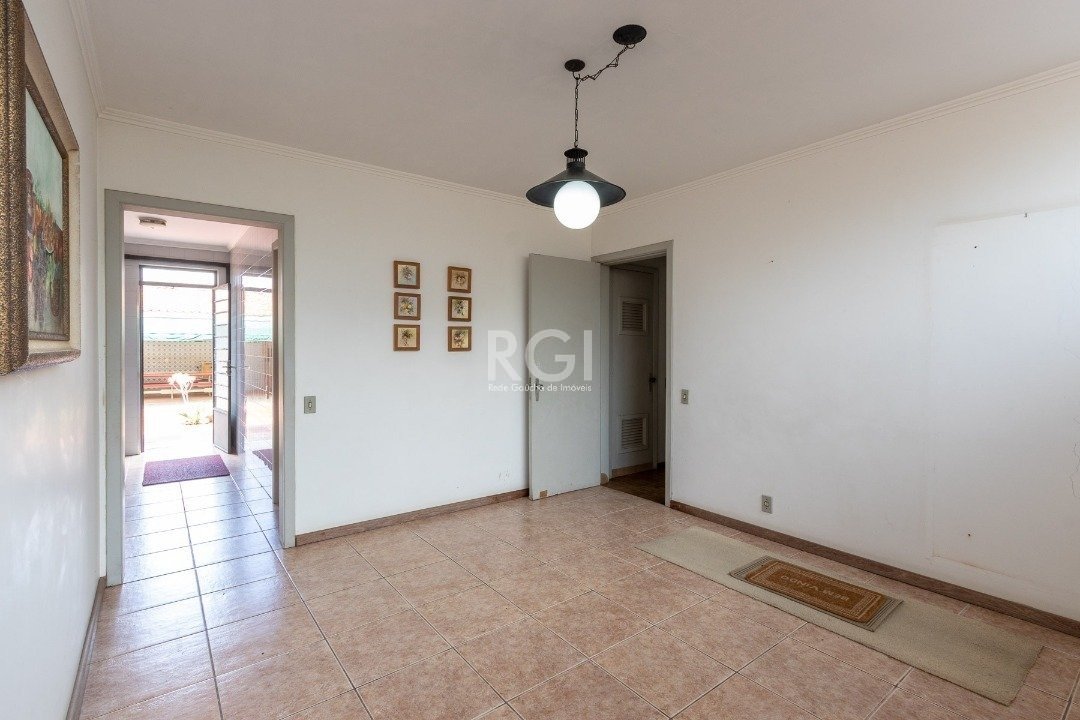 Casa à venda com 4 quartos, 350m² - Foto 58