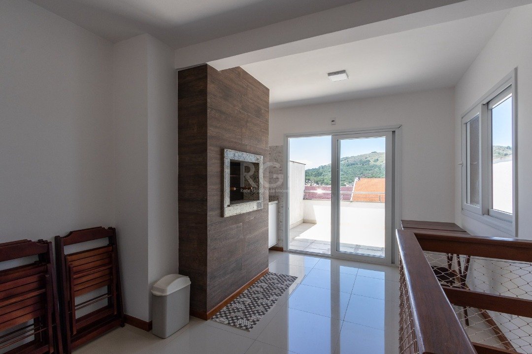 Casa à venda com 3 quartos, 251m² - Foto 35