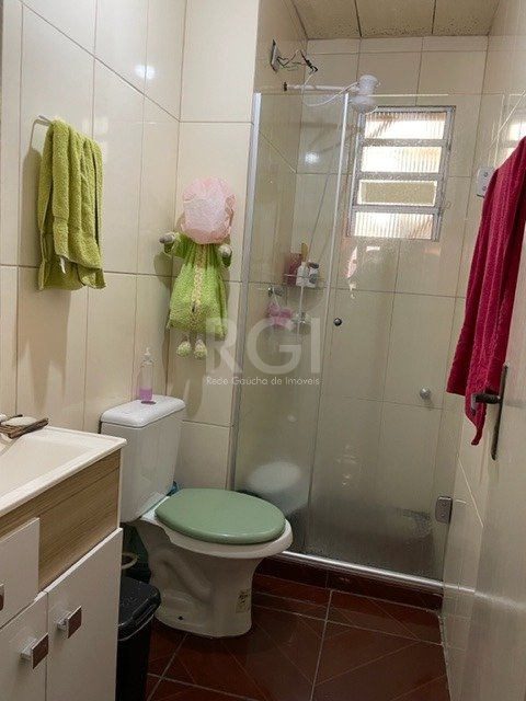 Casa Condominio com 2 Quartos, Vila Nova, Porto Alegre – R$ 275.900,00 –  COD. VOB4803 – Clipes Imóveis – RGI