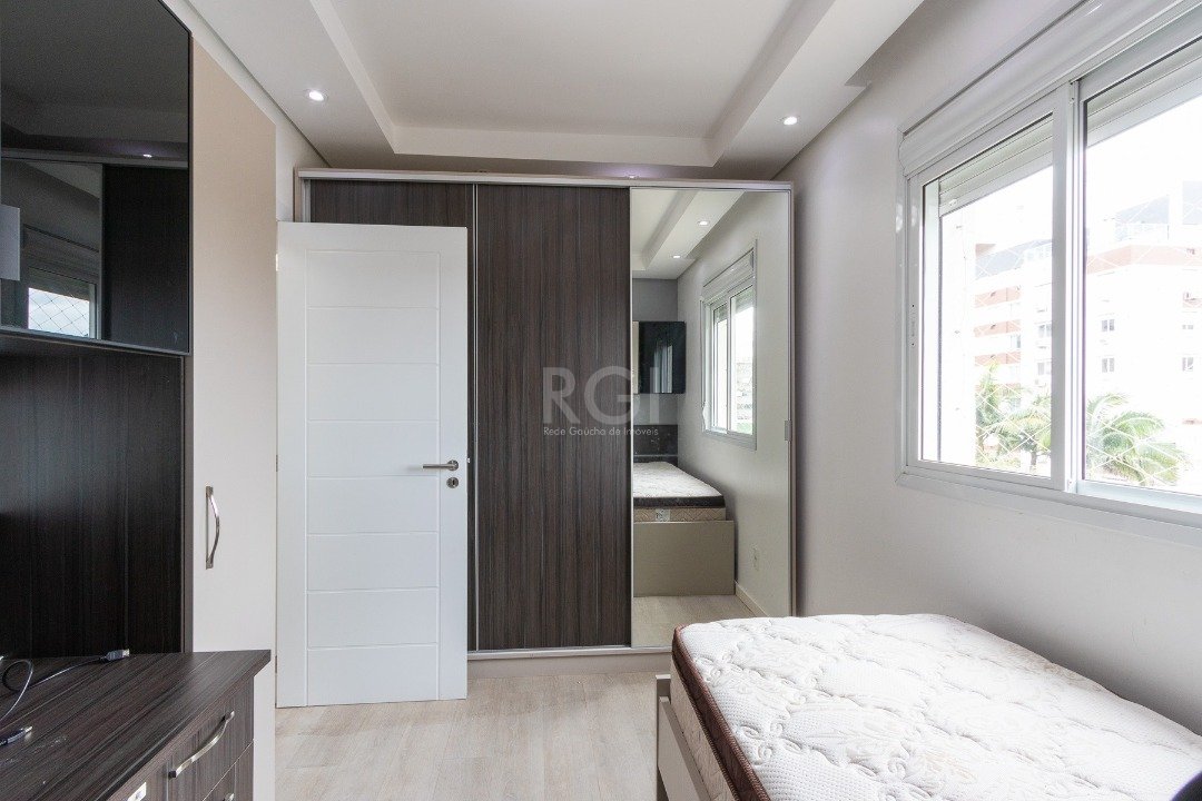 Apartamento à venda com 3 quartos, 97m² - Foto 26