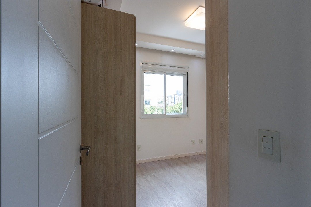 Apartamento à venda com 3 quartos, 97m² - Foto 32