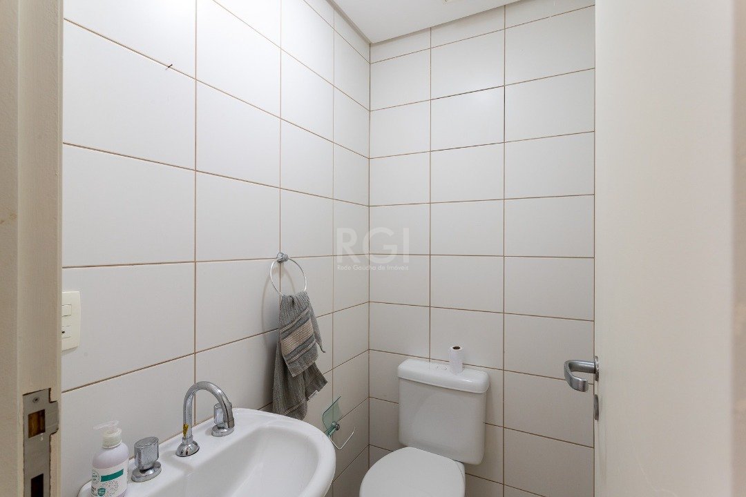 Apartamento à venda com 3 quartos, 128m² - Foto 3