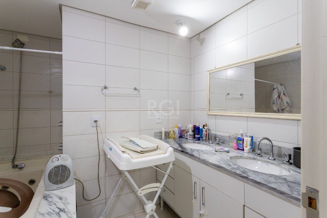 Apartamento à venda com 3 quartos, 128m² - Foto 26