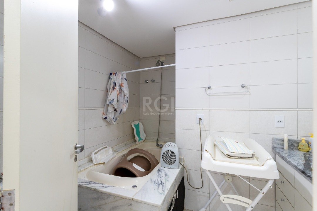 Apartamento à venda com 3 quartos, 128m² - Foto 27