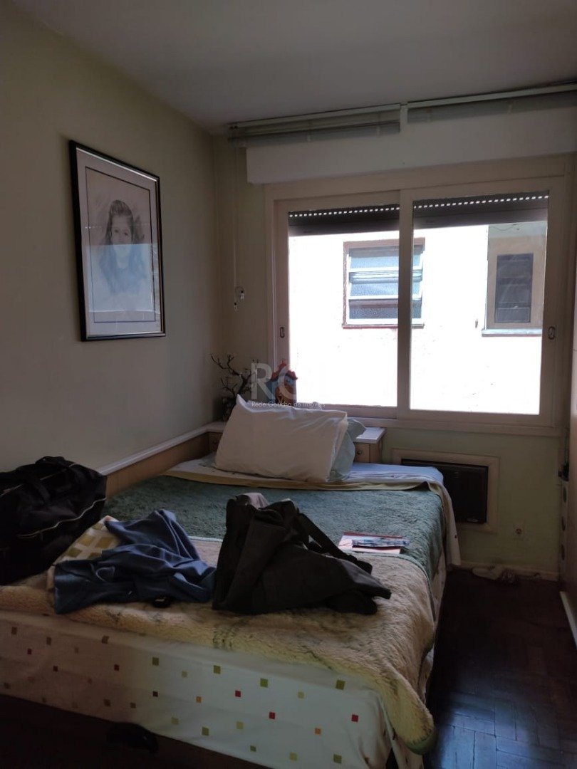 Apartamento à venda com 1 quarto, 40m² - Foto 2