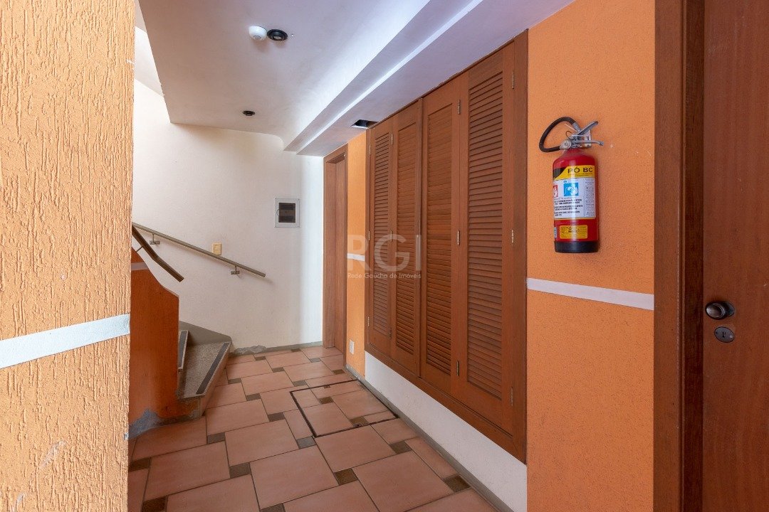 Apartamento à venda com 2 quartos, 67m² - Foto 25