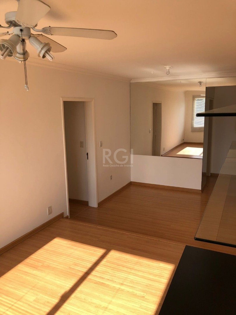 Apartamento à venda com 3 quartos, 79m² - Foto 4