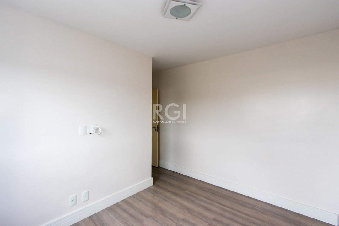 Apartamento à venda com 3 quartos, 61m² - Foto 22