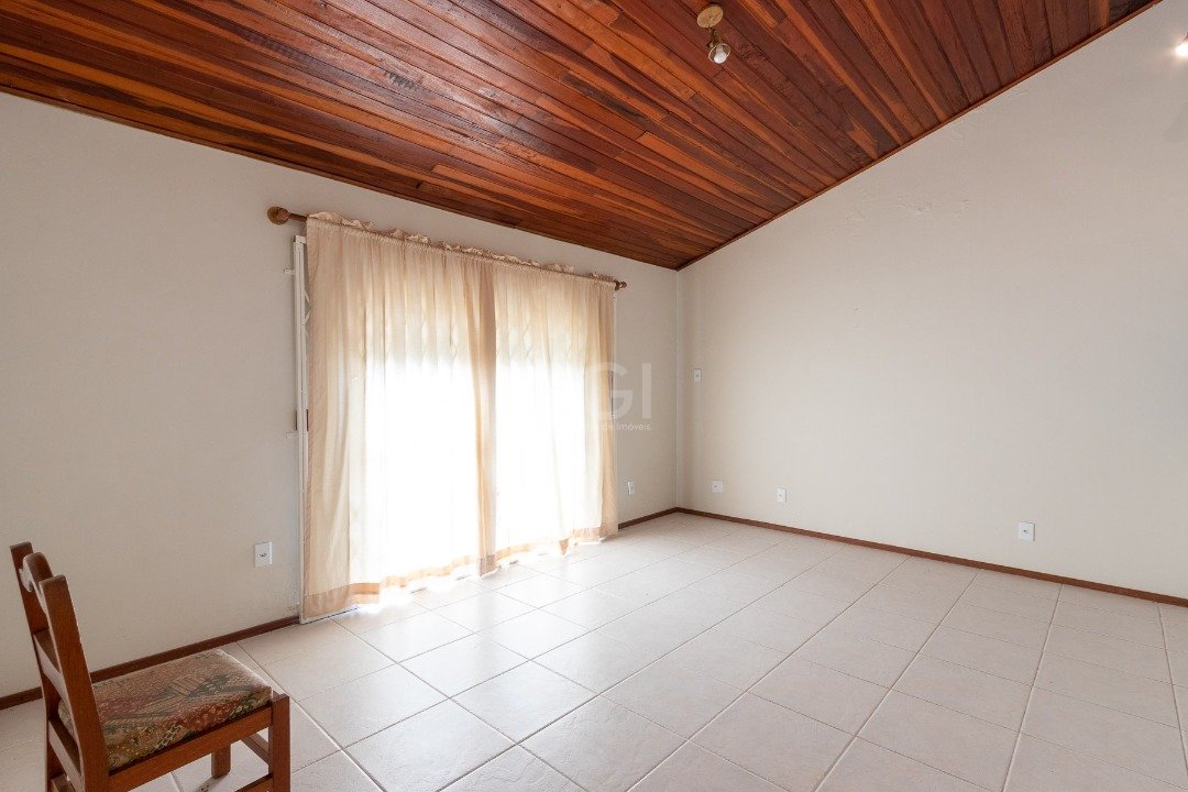 Casa à venda com 3 quartos, 289m² - Foto 11