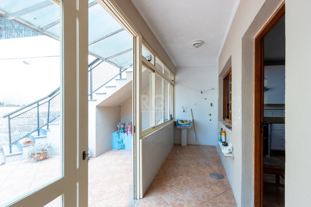 Casa à venda com 3 quartos, 289m² - Foto 24