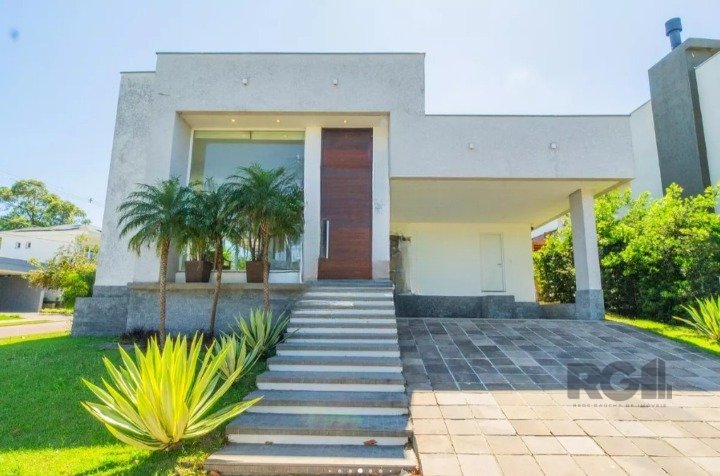 Casa de Condomínio para alugar com 3 quartos, 594m² - Foto 1