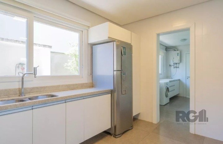 Casa de Condomínio para alugar com 3 quartos, 594m² - Foto 12