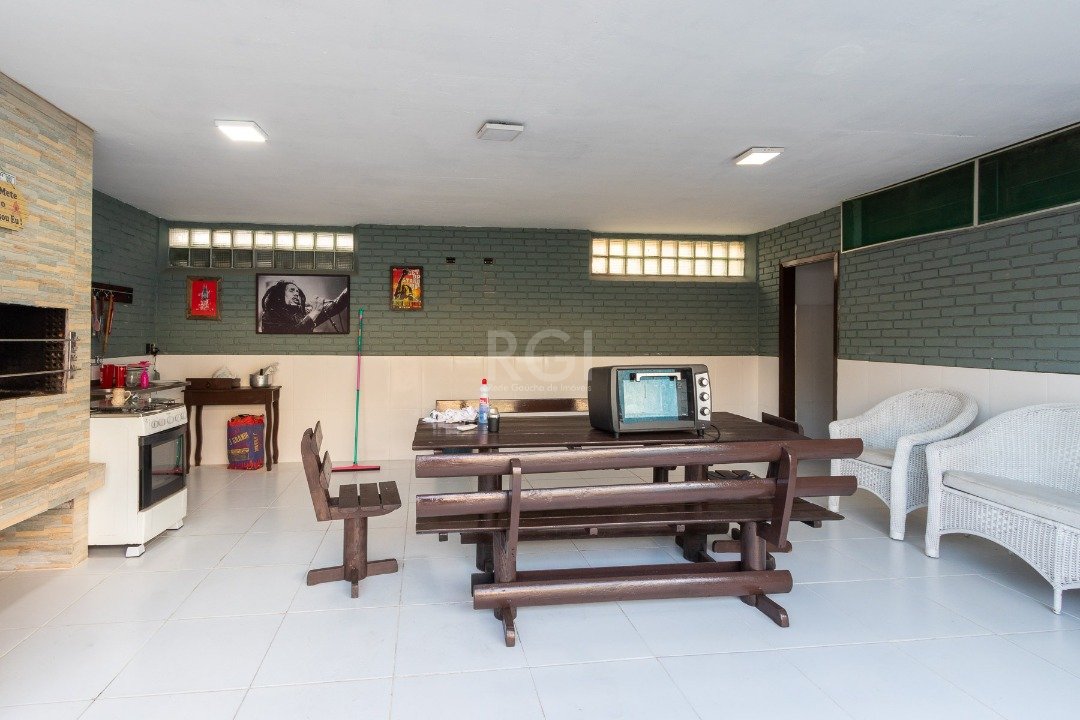 Casa à venda com 3 quartos, 230m² - Foto 35