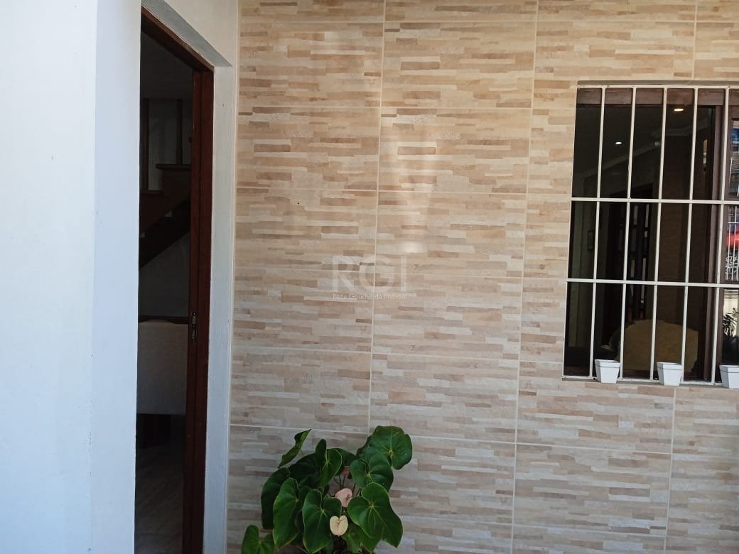 Casa à venda com 3 quartos, 103m² - Foto 2