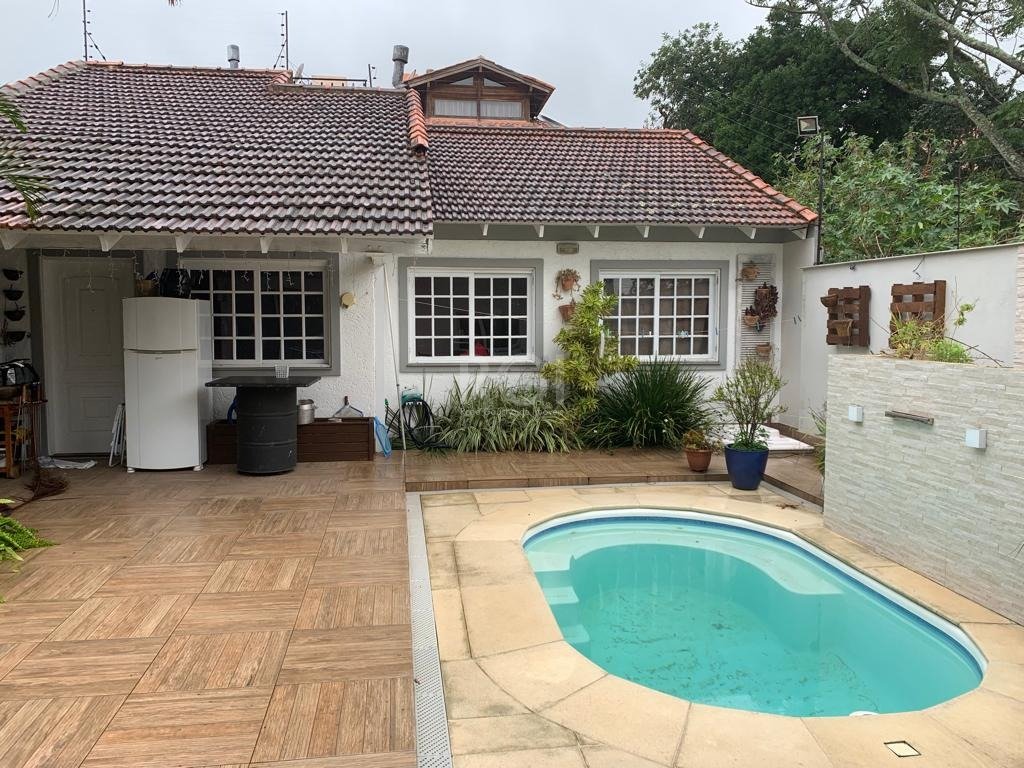 Casa à venda com 3 quartos, 300m² - Foto 46