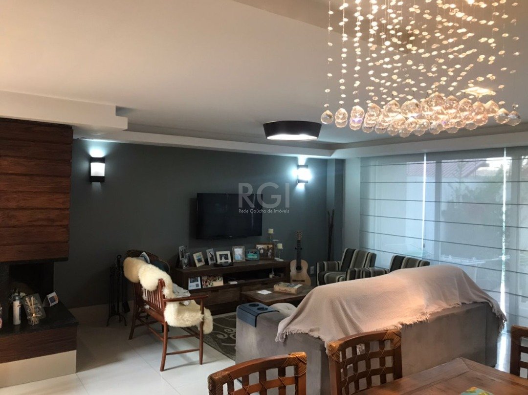 Casa à venda com 3 quartos, 300m² - Foto 6