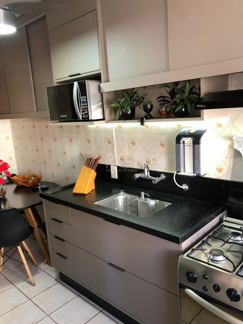 Apartamento à venda com 2 quartos, 76m² - Foto 4