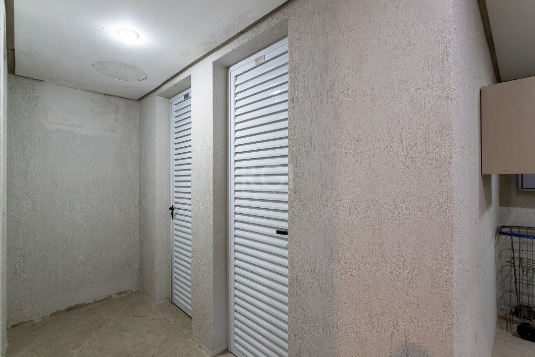 Apartamento à venda com 3 quartos, 237m² - Foto 50