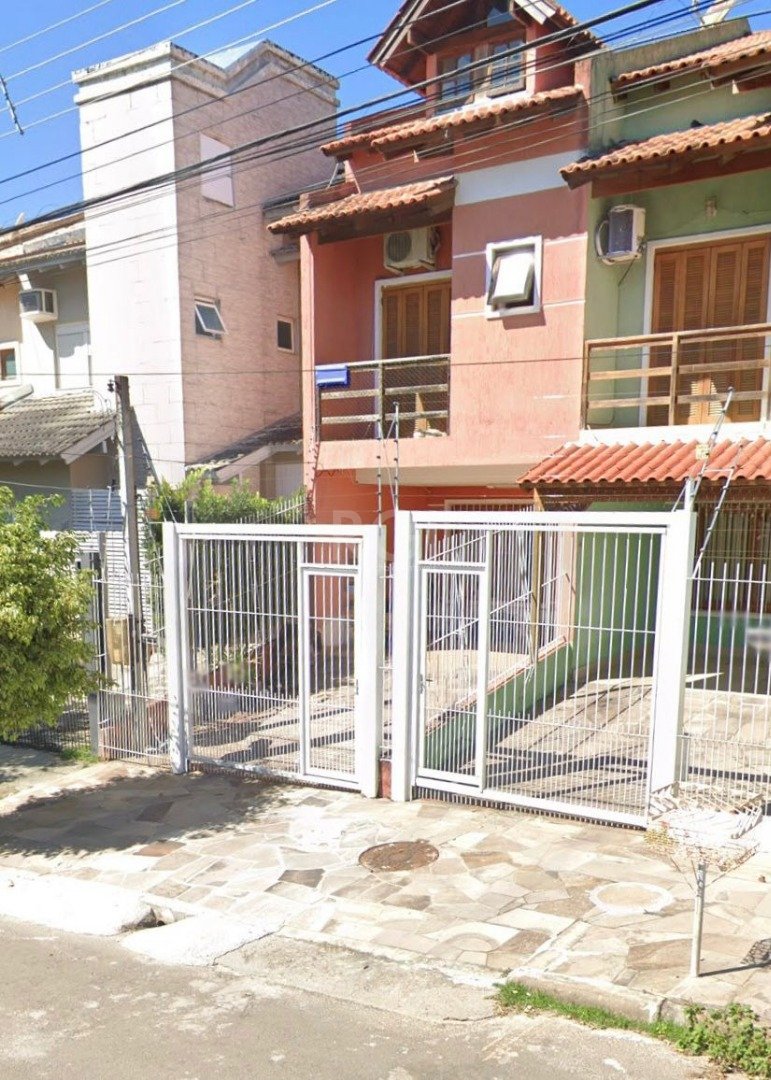 Casa à venda com 2 quartos, 90m² - Foto 2