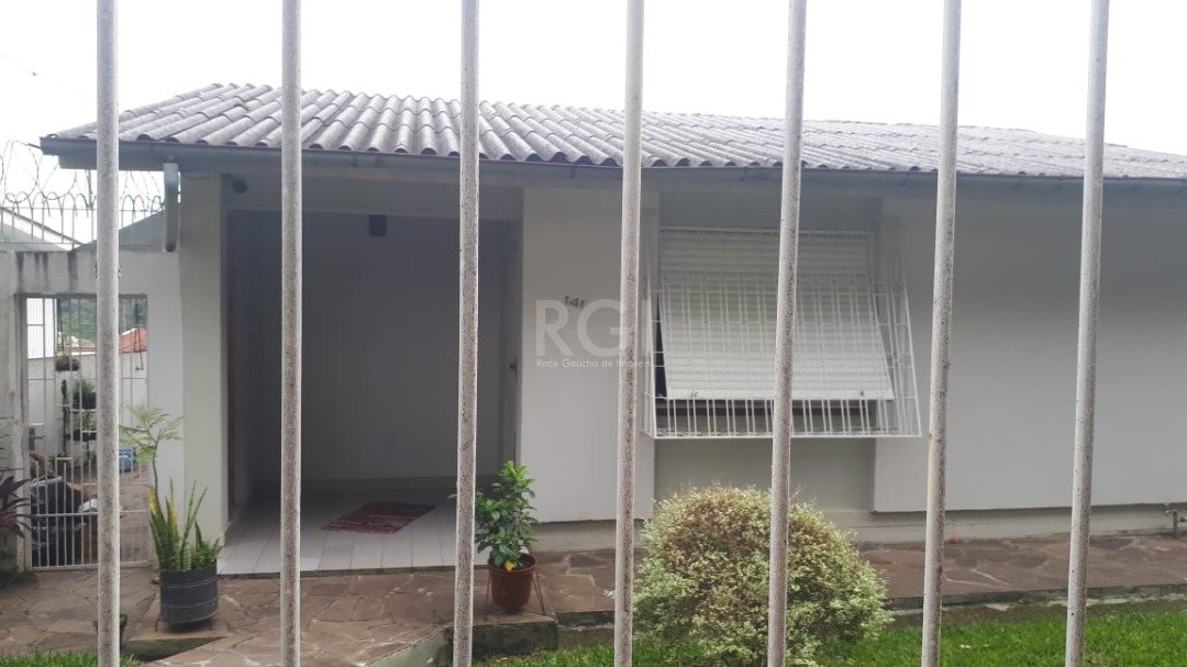 Casa à venda com 3 quartos, 117m² - Foto 2