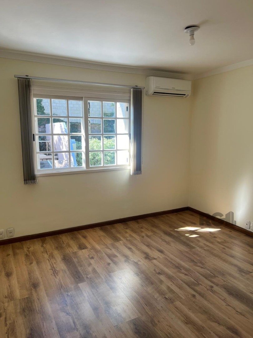 Casa de Condomínio para alugar com 4 quartos, 302m² - Foto 19