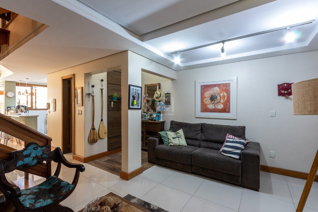 Casa de Condomínio à venda com 3 quartos, 220m² - Foto 6