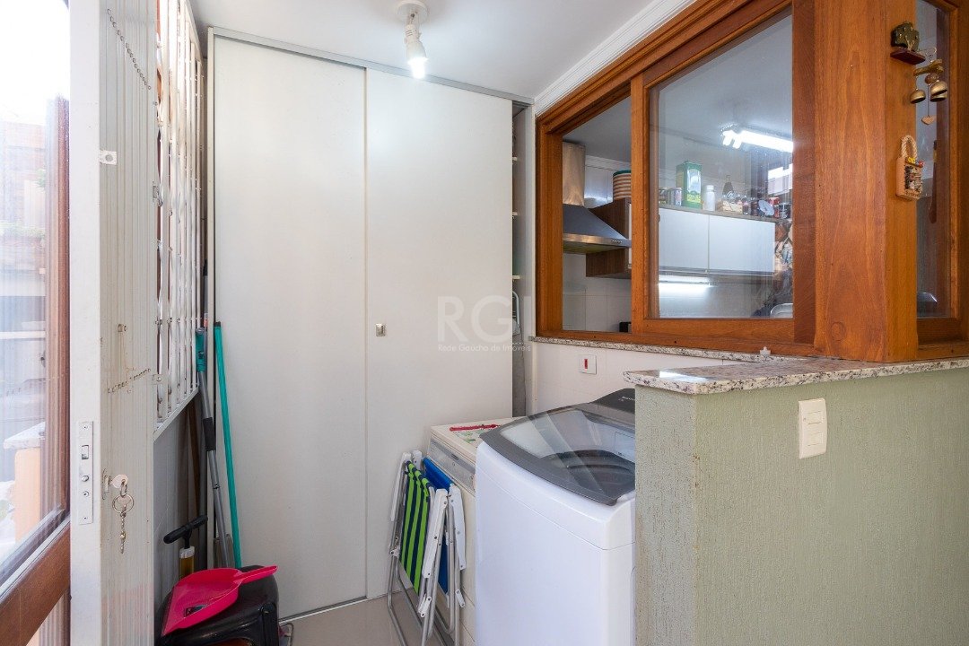 Casa de Condomínio à venda com 3 quartos, 220m² - Foto 15