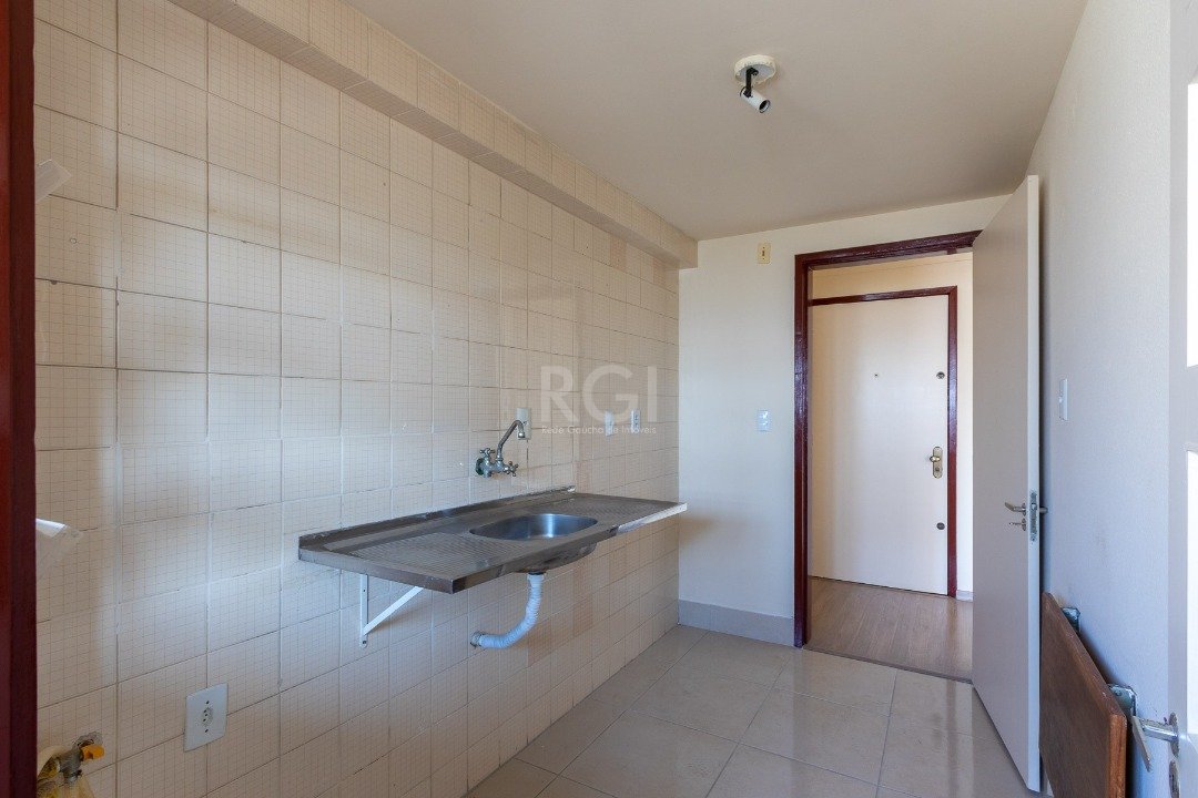 Apartamento para alugar com 2 quartos, 65m² - Foto 11