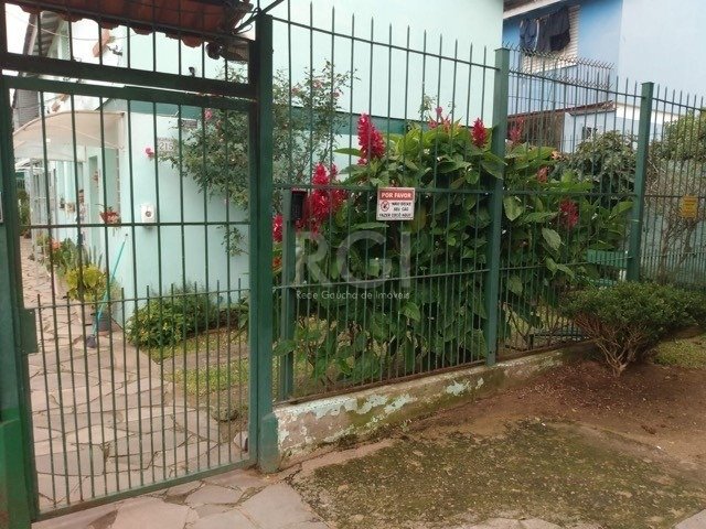 Casa de Condomínio à venda com 1 quarto, 36m² - Foto 1