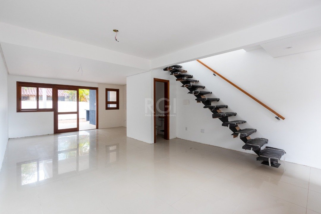 Casa à venda com 2 quartos, 211m² - Foto 5