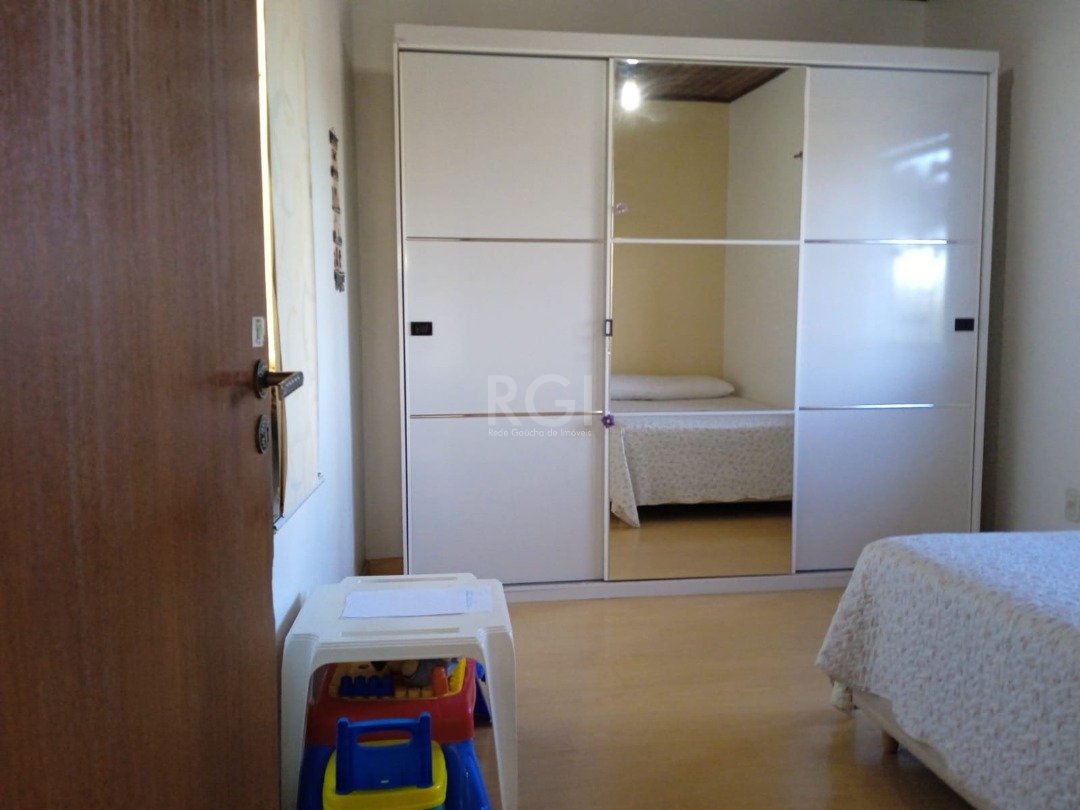 Casa à venda com 3 quartos, 249m² - Foto 6