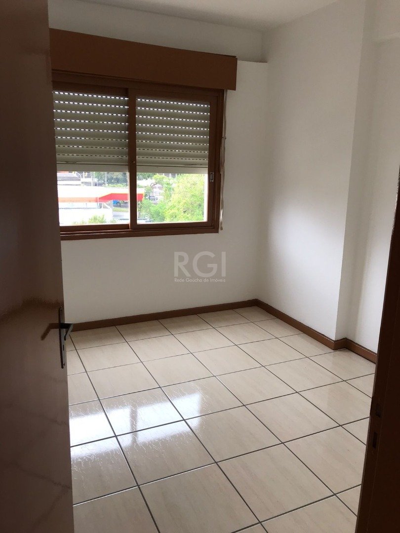 Apartamento à venda com 2 quartos, 62m² - Foto 3