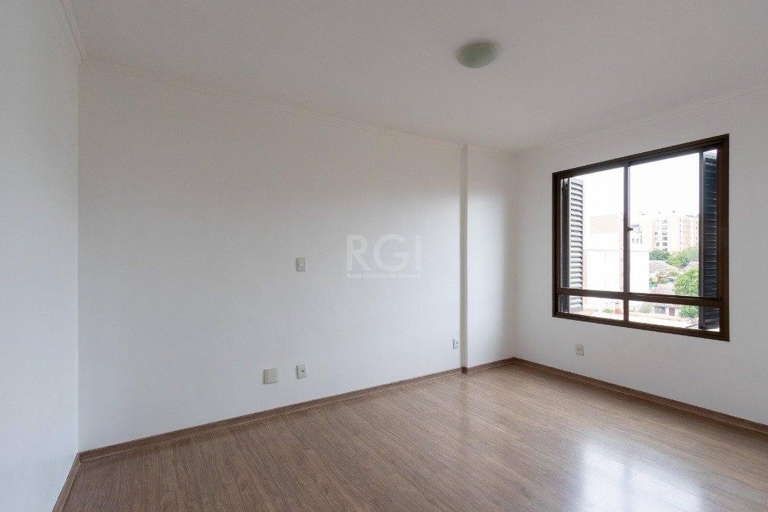 Apartamento à venda com 2 quartos, 70m² - Foto 13