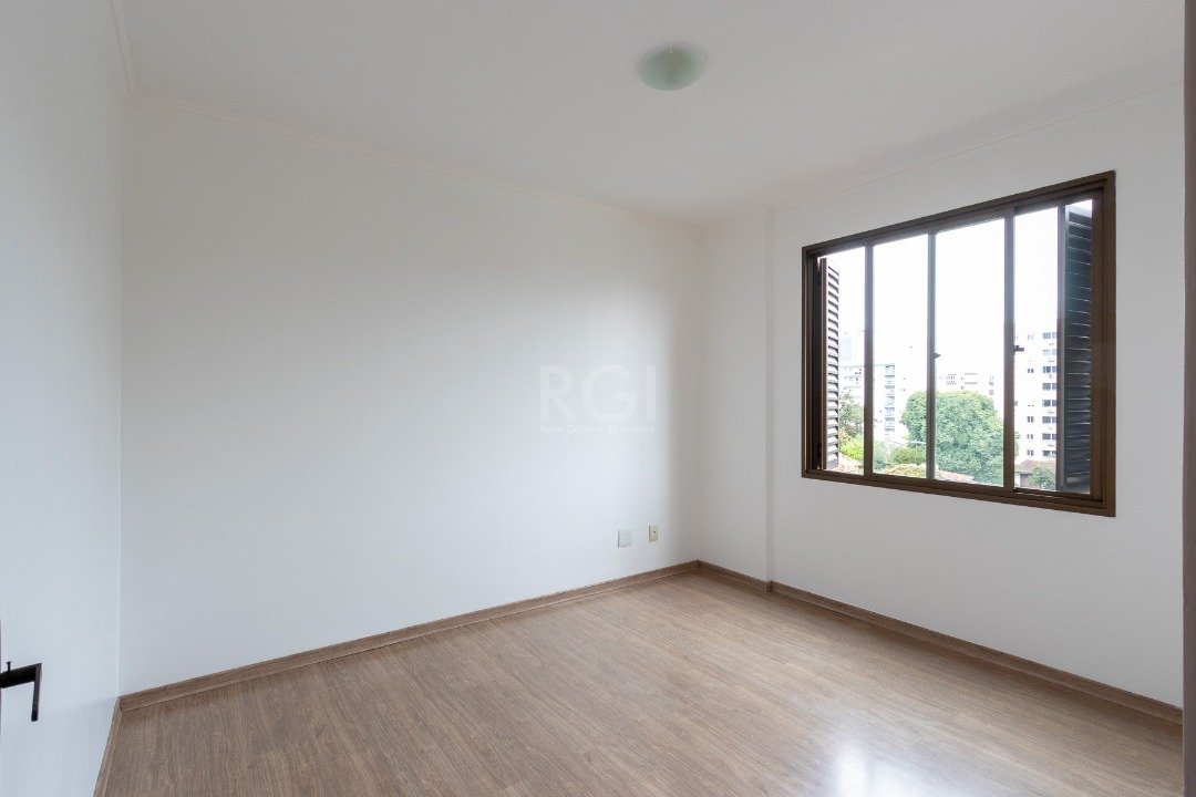 Apartamento à venda com 2 quartos, 70m² - Foto 18