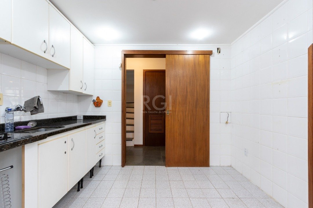 Casa de Condomínio à venda com 3 quartos, 142m² - Foto 11