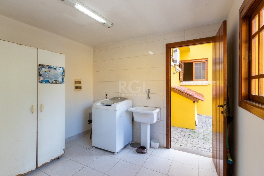 Casa à venda com 3 quartos, 273m² - Foto 43