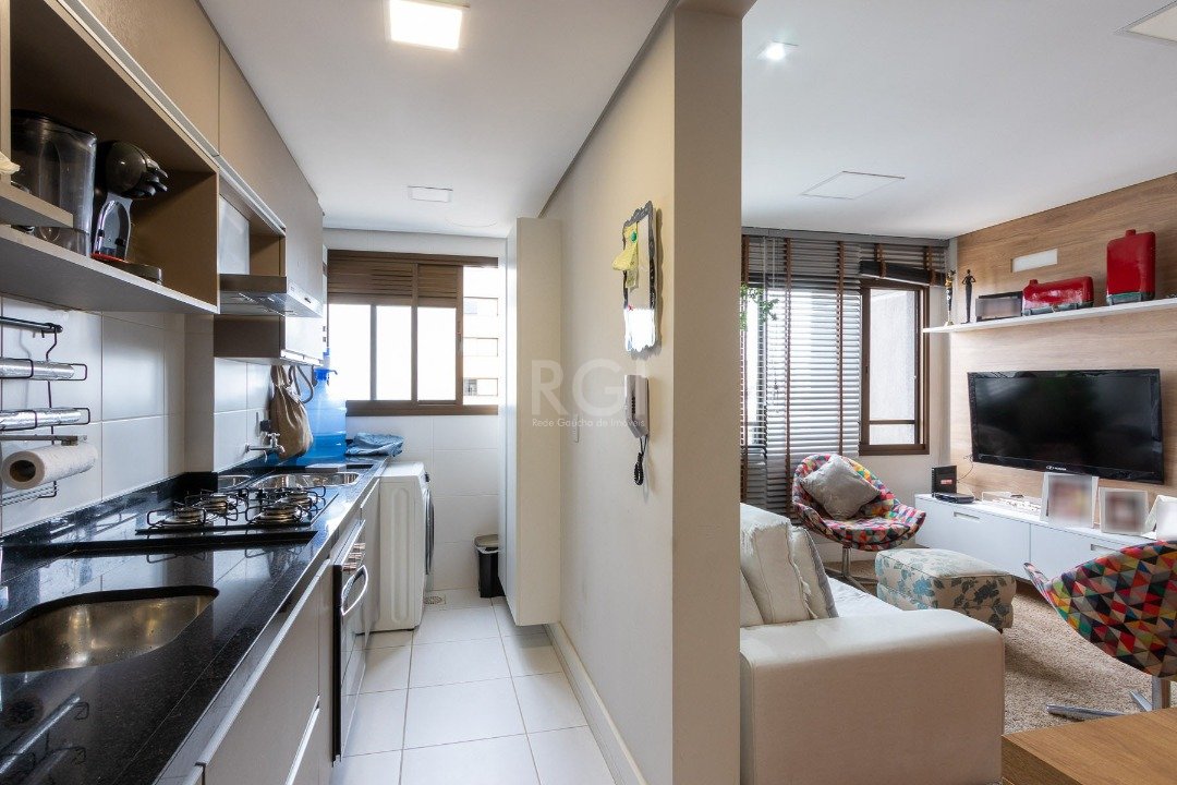 Apartamento à venda com 2 quartos, 61m² - Foto 11