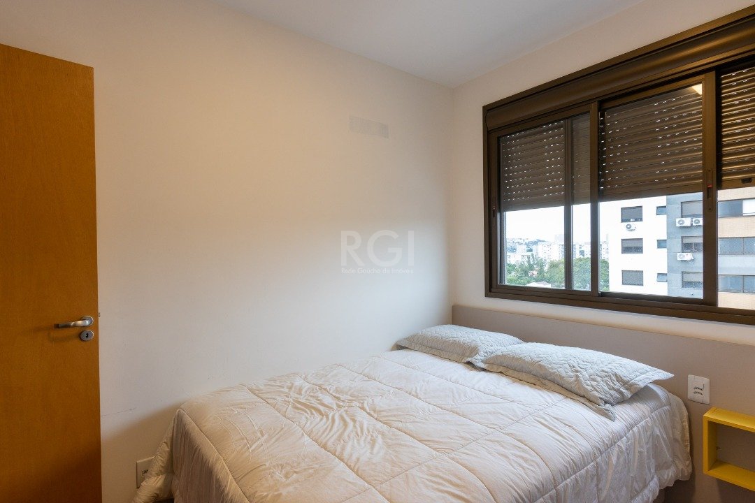 Apartamento à venda com 2 quartos, 61m² - Foto 17