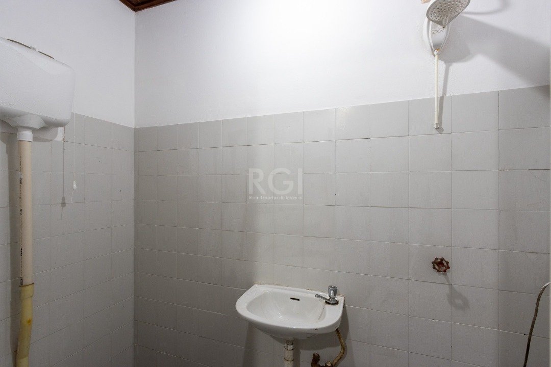 Casa de Condomínio à venda com 3 quartos, 216m² - Foto 19