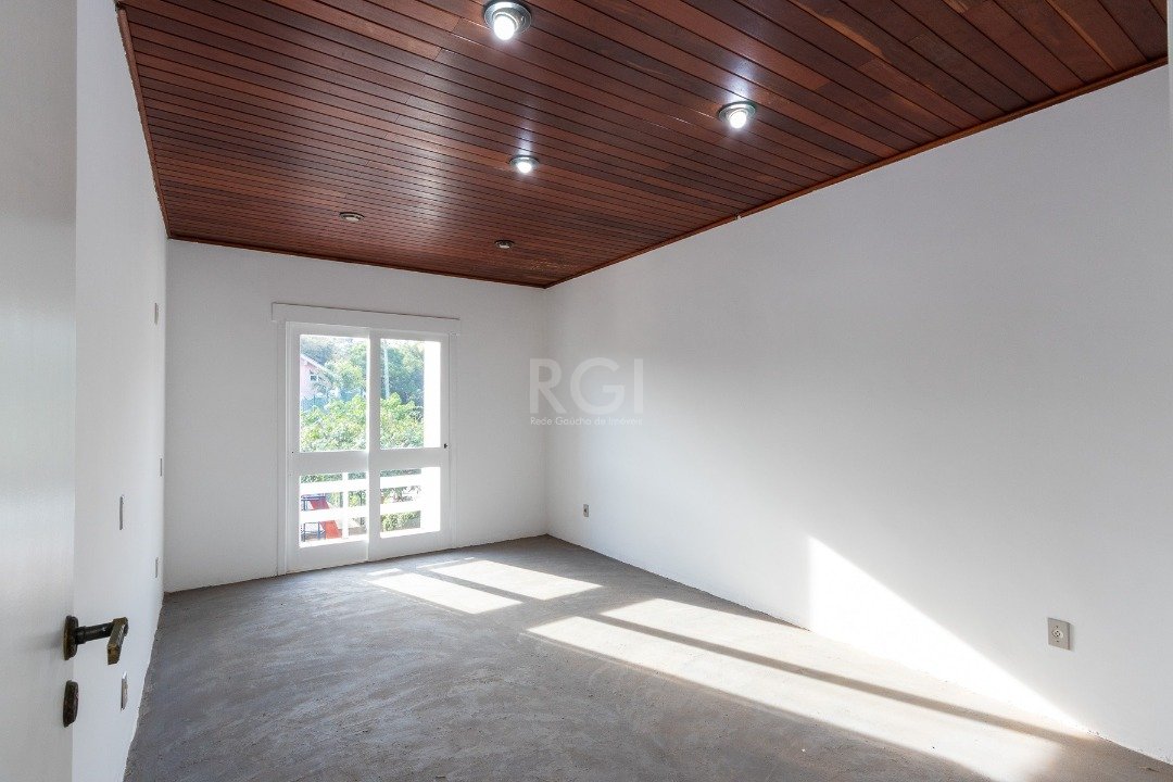 Casa de Condomínio à venda com 3 quartos, 216m² - Foto 30