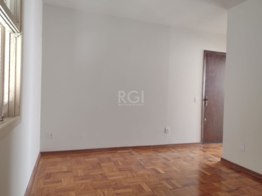 Apartamento à venda com 2 quartos, 72m² - Foto 4